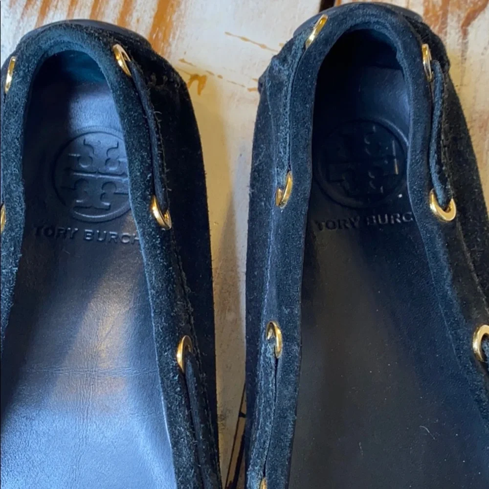 Tory Burch Black Gold Logo Suede Leather Loafer Shoes Size 6.5